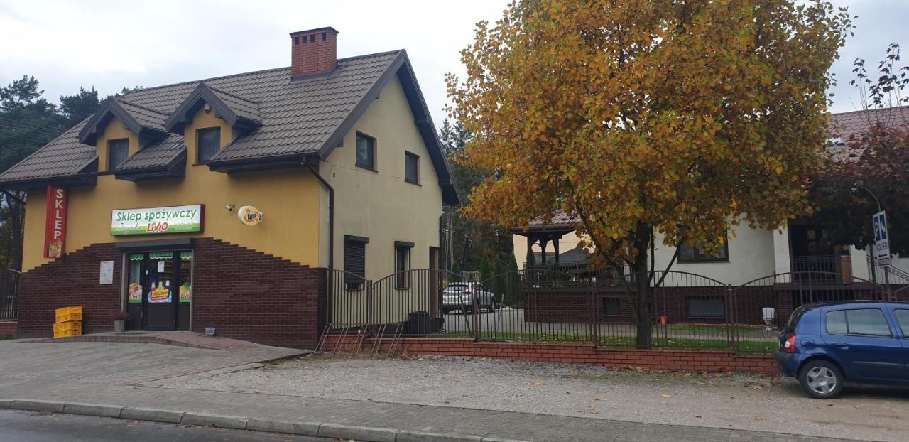 Pokoje Goscinne U Marka Tuszyn Exterior photo
